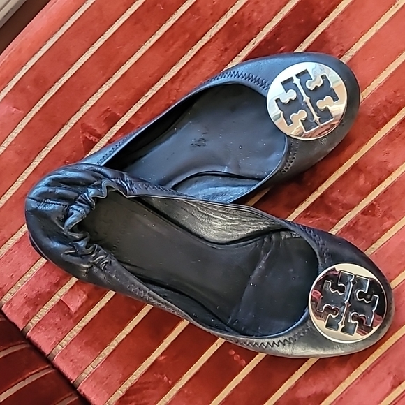 Tory Burch Shoes - Tory Burch sz 8.5 Flats